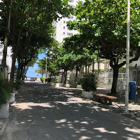 Apto Aconchegante, Bem Localizado, Churrasqueira Na Varanda, Servico De Limpeza Diaria, Servico De Praia - Pitangueiras - Γκουαρούχα Εξωτερικό φωτογραφία